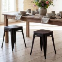 2er-Set Metallhocker Industriedesign mit Holzsitz stapelbar schwarz