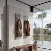 2er-Set Wandgarderobe Holz shabby mit Wandhaken grau-braun