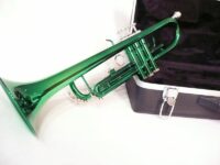 Bb Trompete grün mit Koffer + Mundstück