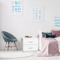 Nachttisch 2er Set 40x40x35cm Weiss MDF Metallgriffe mit 2 Schubladen