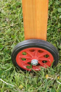 Sandkasten mit  Spielveranda und Dach