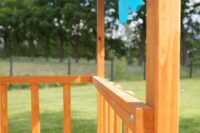 Sandkasten mit  Spielveranda und Dach