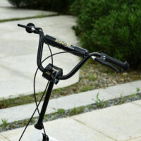 Trottinett mit Luftreifen Scooter Kickboard Kindertrotti 12 Zoll