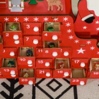 Adventskalender Weihnachtsdeko mit 24 Schubladen Rot DIY