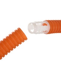 Blau-oranges 4-teiliges Agility Trainingsset mit Tragetasche, ideal für abwechslungsreiches Hundetraining und den Transport.