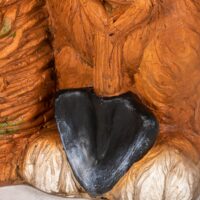 Blumentopf mit Entwässerungssystem, Hase-Design, aus MgO, Farbe Braun.