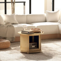 Couchtisch rund aus Bambus mit verstecktem Stauraum Ø60x45cm Natur – Produktfoto zeigt modernes Design, hochwertige Materialien und funktionale Eigenschaften ideal für Wohn- oder Arbeitsbereiche. Perfekt als Einrichtungsinspiration oder zur Produktpräsentation in einem Onlineshop.