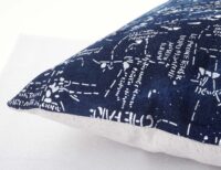 Deko-Kissen Schrift Sofakissen Zierkissen mit Füllung Glanz-Effekt 45x45cm blau