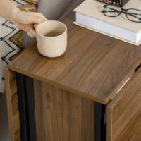 Esstisch klappbar mobil 130x80x74cm Hellbraun – Produktfoto zeigt modernes Design, hochwertige Materialien und funktionale Eigenschaften ideal für Wohn- oder Arbeitsbereiche. Perfekt als Einrichtungsinspiration oder zur Produktpräsentation in einem Onlineshop.