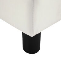 Ein weisser Chesterfield Fusshocker aus Kunstleder, Maße 40x30x24cm.