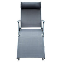 Graue, klappbare Gartenliege mit Kissen, Maße 137x635x1005cm.