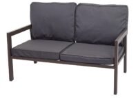 Gartenlounge Set aus Metall mit grauen Polstern Sofa und Sessel