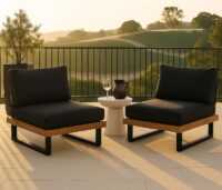 2er Set Gartensessel Akazie FSC mit dunkelgrauen Polstern