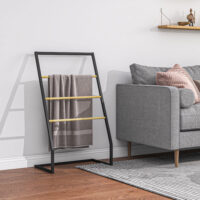 Schwarzer freistehender Handtuchständer aus Stahl mit 3 Stangen