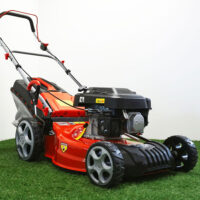 HECHT Benzin Rasenmäher 546 mit 2,5 kW 4-Takt-Motor, 46 cm Schnittbreite, 65-Liter-Fangkorb, 8-facher Höhenverstellung und robustem Stahlgehäuse – kraftvoll, komfortabel und ideal für Flächen bis 1.000 m².