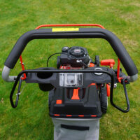 HECHT Benzin Rasenmäher 547 SWE mit 150 cm³ 4-Takt Eco-Motor, 46 cm Schnittbreite, Elektrostart, 5-in-1 Funktion, 55-Liter-Fangkorb, Radantrieb und 7-facher Höhenverstellung – ideal für komfortables Mähen großer Flächen bis 1200 m².