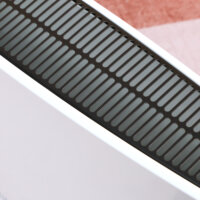 Ein weisser Heizlüfter und Heizgerät mit 2180W Leistung, LED-Licht und Timer.