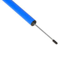 Blaues Hunde Agility Set mit Tunnel und Hürden, ideal für Spass und Training im Garten, fördert Fitness und Koordination.