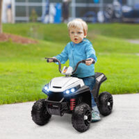 Weisses 12V Kinder-Quad mit 4-Rad-Federung und MP3-Funktion, ideal für 3-5 Jahre. Bietet Fahrkomfort und Unterhaltung auf jedem Terrain.