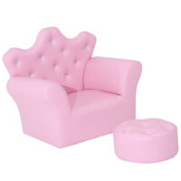 Rosa Kindersessel im Softsofa-Design mit passendem Hocker, ideal für Mädchen ab 3 Jahren. Dieser gemütliche Sessel bietet eine weiche Sitzfläche und ist perfekt zum Entspannen und Spielen im Kinderzimmer.
