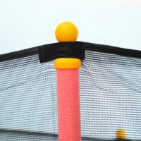 Rotes Kindertrampolin mit 163,5 cm Durchmesser, Sicherheitsnetz, empfohlen für Kinder von 3-10 Jahren