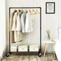 IndustrialVIBE Kleiderständer, modernes Design für jeden Raum.