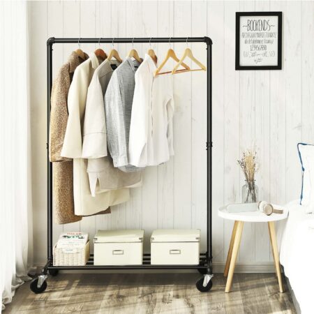 IndustrialVIBE Kleiderständer, modernes Design für jeden Raum.