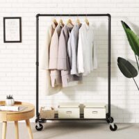 IndustrialVIBE Kleiderständer, modernes Design für jeden Raum.