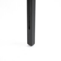 Ein gepolstertes Kopfteil und Betthaupt in Grau mit den Maßen 185x8x134cm.