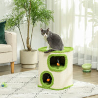 Grün-cremeweisse Kratztonne mit zwei Höhlen und Marienkäfer-Spielzeug, 52cm hoch, ein verspielter Kratz- und Rückzugsort.