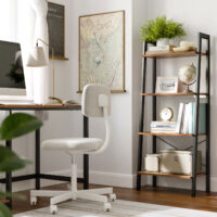 Bücherregal Leiterregal mit 4 Ebenen in Braun.