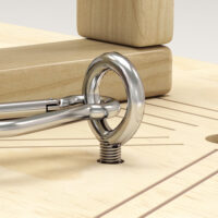 Liegestützgriffe mit Widerstandsbändern für effektives Muskeltraining aus Naturholz.