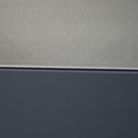 Mähroboter Garage aus Edelstahl mit Pflanzkasten anthrazit