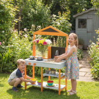 Matschküche Outdoor für Kinder mit Herd und Spüle aus Holz