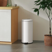 Mülleimer Treteimer mit Pedal und Deckel 30L cremeweiss