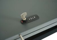 Mülltonnenbox aus Metall anthrazit dunkelbraun in Holzoptik erweiterbar