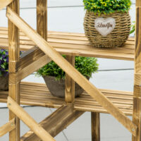 Pflanzentreppe aus Tannenholz mit 3 Stufen, Maße 100x80x78 cm.