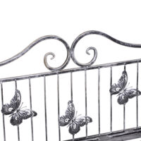 Pflanzregal mit 3 Ebenen, platzsparend aus Metall in Silbergrau.