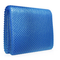 Kompakte Pool Solarplane (300x200cm), wärmespeichernd und zuschneidbar.