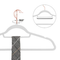 Weiße Samt-Kleiderbügel im 30er-Set für knitterfreie Aufbewahrung.