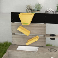 Sandkasten mit Wasserstation und Pflanzkästen aus Holz grau