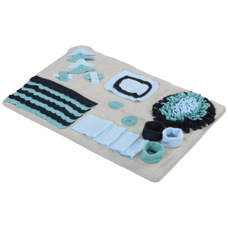 Bunter Schnüffelteppich aus Samt, ein Intelligenzspielzeug für Hunde, das die Nasenarbeit fördert und Langeweile vertreibt.