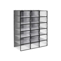 Schwarze Schuhbox im 18er-Set, stapelbar und mit Belüftungslöchern.