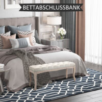 Beige Polsterbank im Vintage-Stil, gefertigt aus Gummiholz und Leinen. Eine Kombination aus Robustheit und Eleganz.
