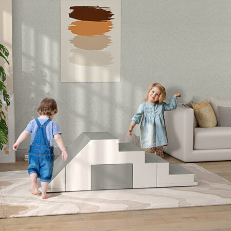 2-teiliges Set Softbausteine aus Schaumstoff und Kunstleder, vielseitiges Bauspielzeug. Ideal für Kleinkinder zum Bauen und Erkunden.