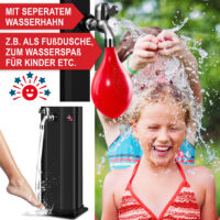 Schwarze Gartendusche mit 35L Wassertank und integriertem Thermometer.