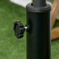 Schwarzer Sonnenschirmständer aus Kunstharz, 23,5kg, mit Rollen.