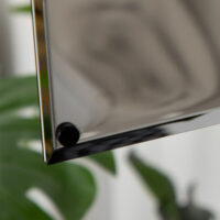 Silberner Spiegelschrank für das Bad 39x12x60cm aus Edelstahl mit 3 Ebenen