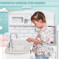 Weisse Spielküche für Kinder ab 3 Jahren, ausgestattet mit einem funktionsfähigen Wasserspender und einer Mikrowelle. Sie fördert Rollenspiele und Kreativität.