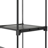 Grauer Stoff-Kleiderschrank, leicht und flexibel einsetzbar.